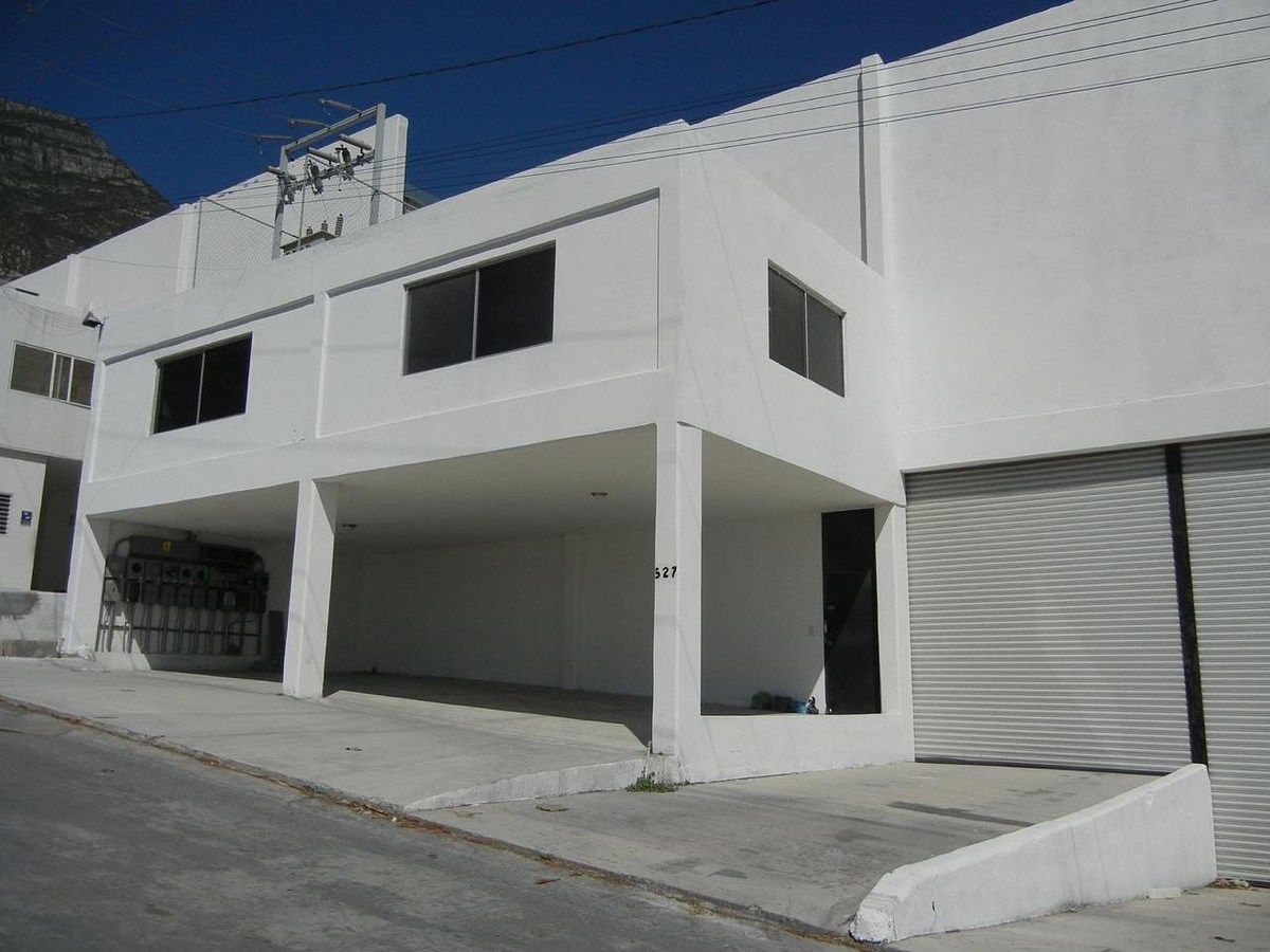 WAREHOUSE FOR SALE IN SANTA CATARINA, photo 1 of 4