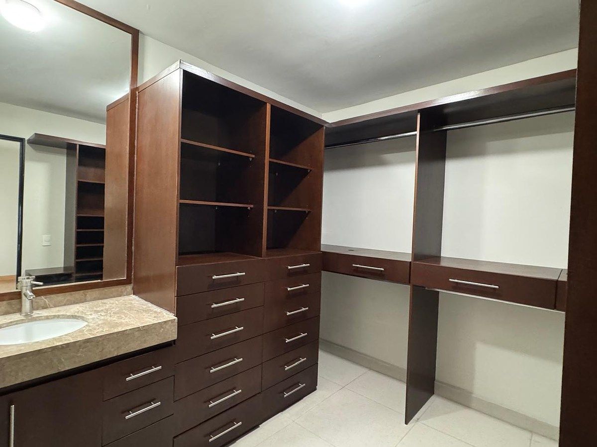 House in Gated Community in Antigua, Monterrey, photo 4 of 14