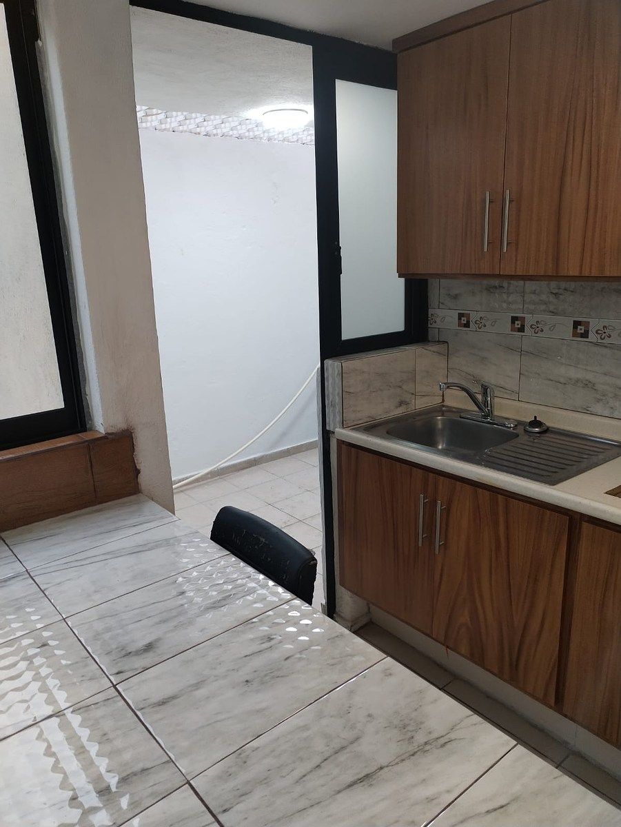 Departamento en Venta en El Sauz 3er nivel! - foto 3