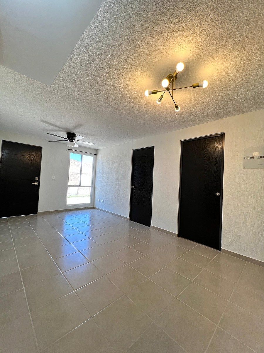 Apartment in Urbihacienda Balboa, Tijuana, photo 2 of 11