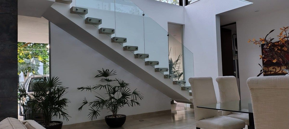 Escalera, foto 5 de 15