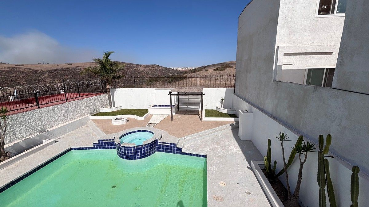 Casa em Baja Malibú (Sección Lomas), Tijuana, foto 42 de 49