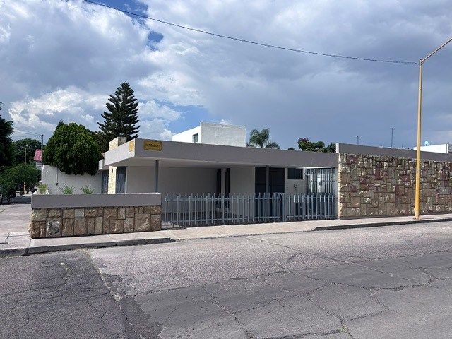 House in Residencial del Valle II, Aguascalientes, photo 2 of 27