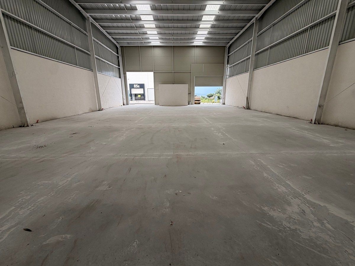 Industrial Warehouse in El Marqués, Querétaro, photo 2 of 13