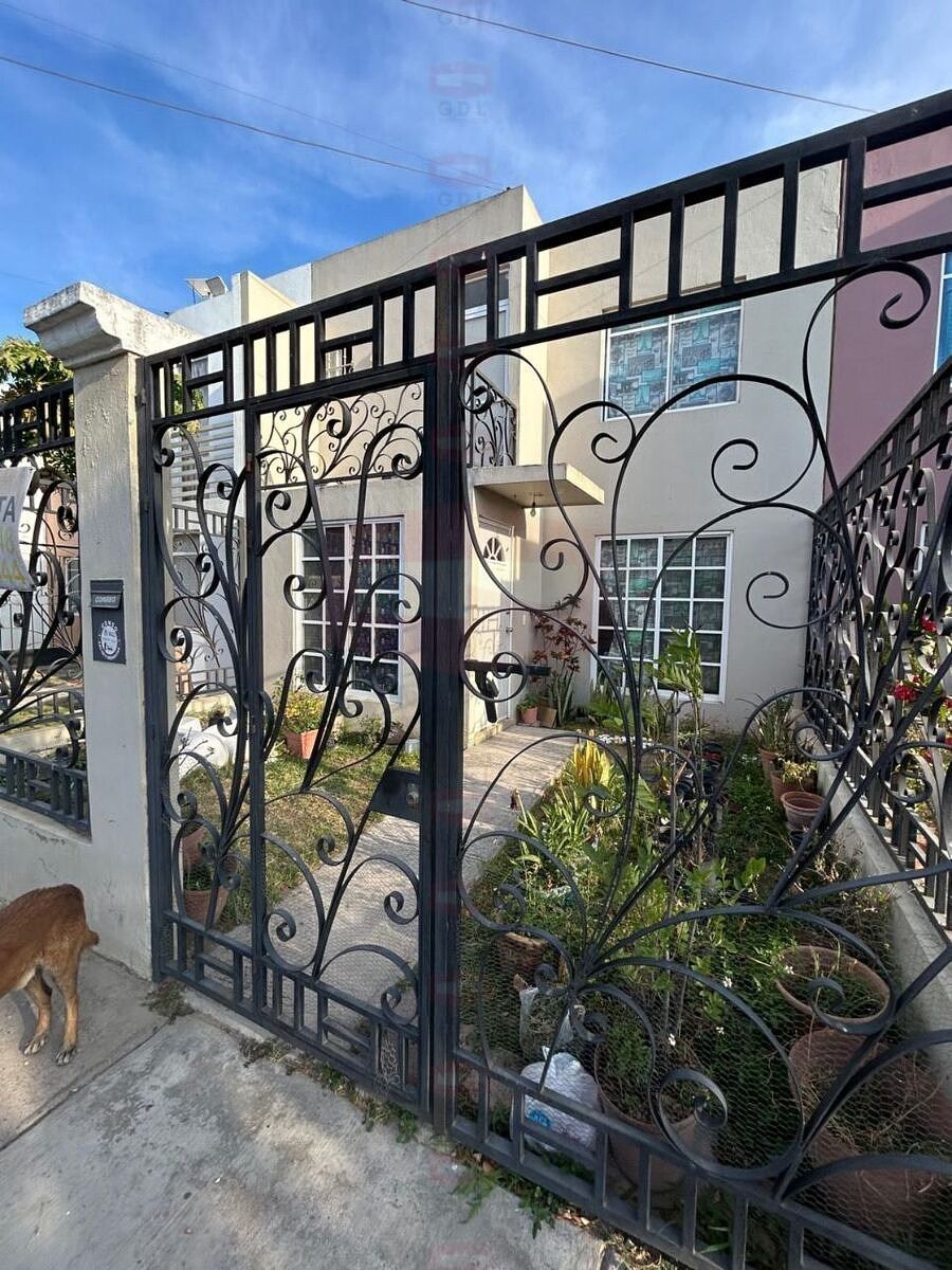 A CASA AMPLA DOS TELARES TESISTAN À VENDA, foto 1 de 16