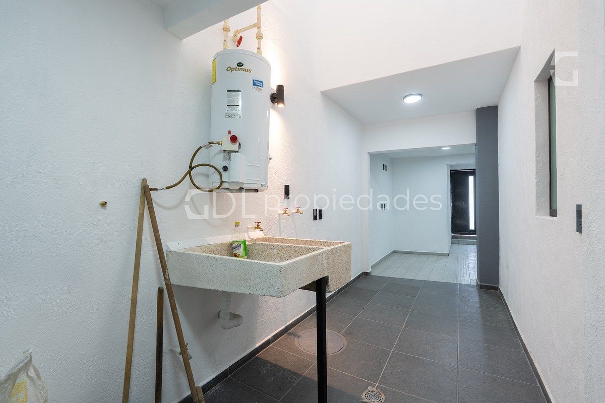 EDIFICIO EN VENTA TETLÁN RÍO VERDE - foto 5
