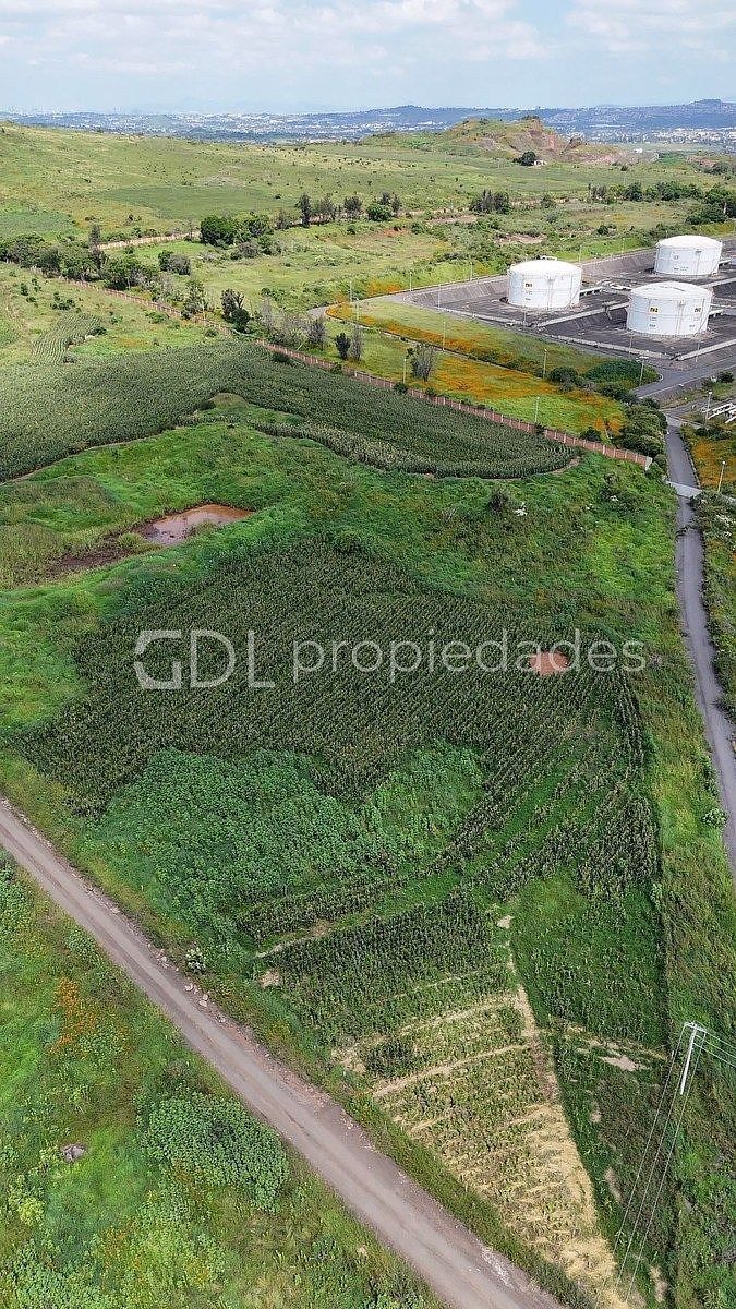 EL SALTO TERRENO EN VENTA A PIE DE CARRETERA - foto 4