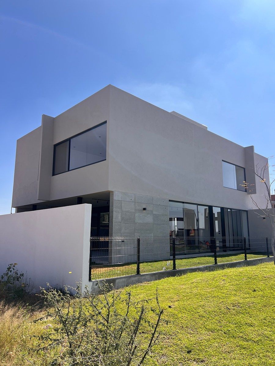 Casa en VENTA en San Patricio Lomas del Campanario, foto 1 de 24