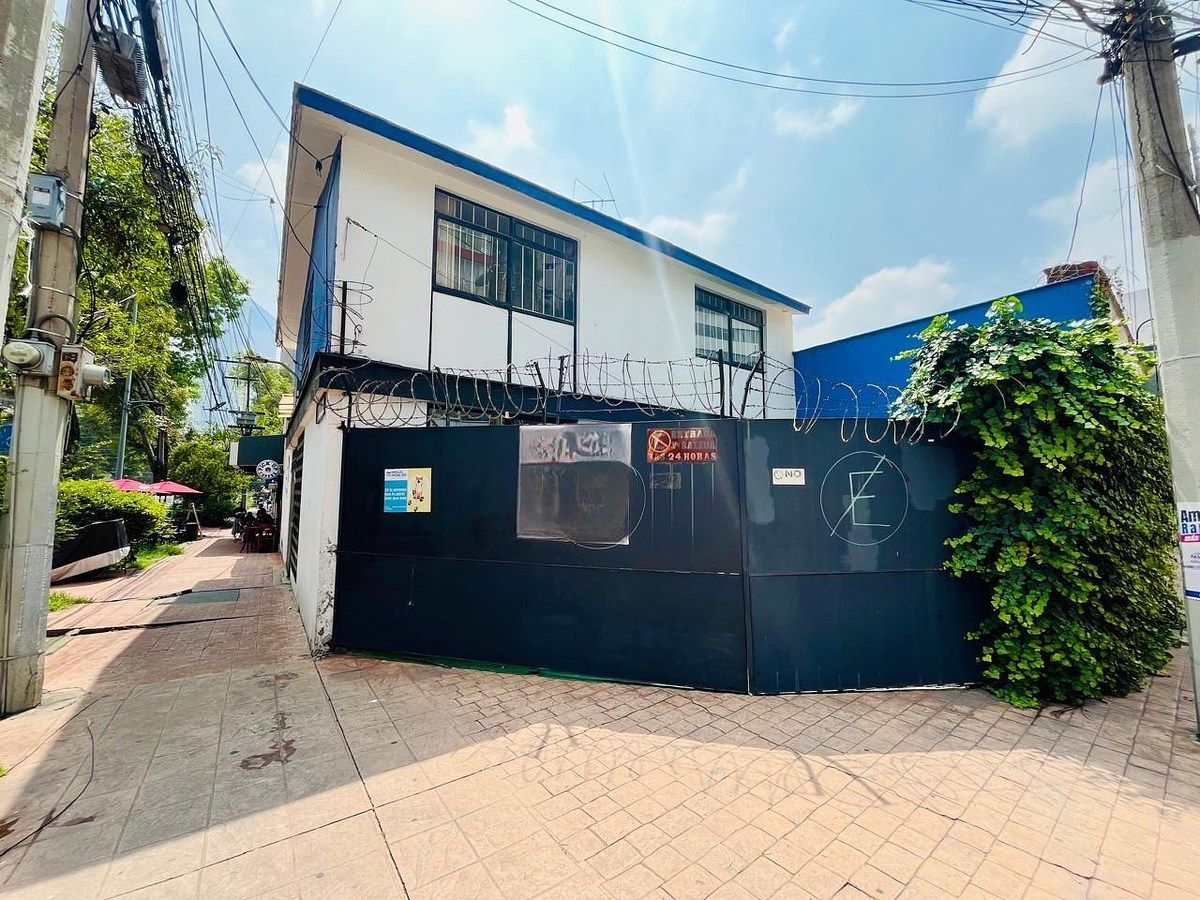 CASA EN RENTA FRENTE A LA ALCALDIA MIGUEL HIDALGO, foto 1 de 25