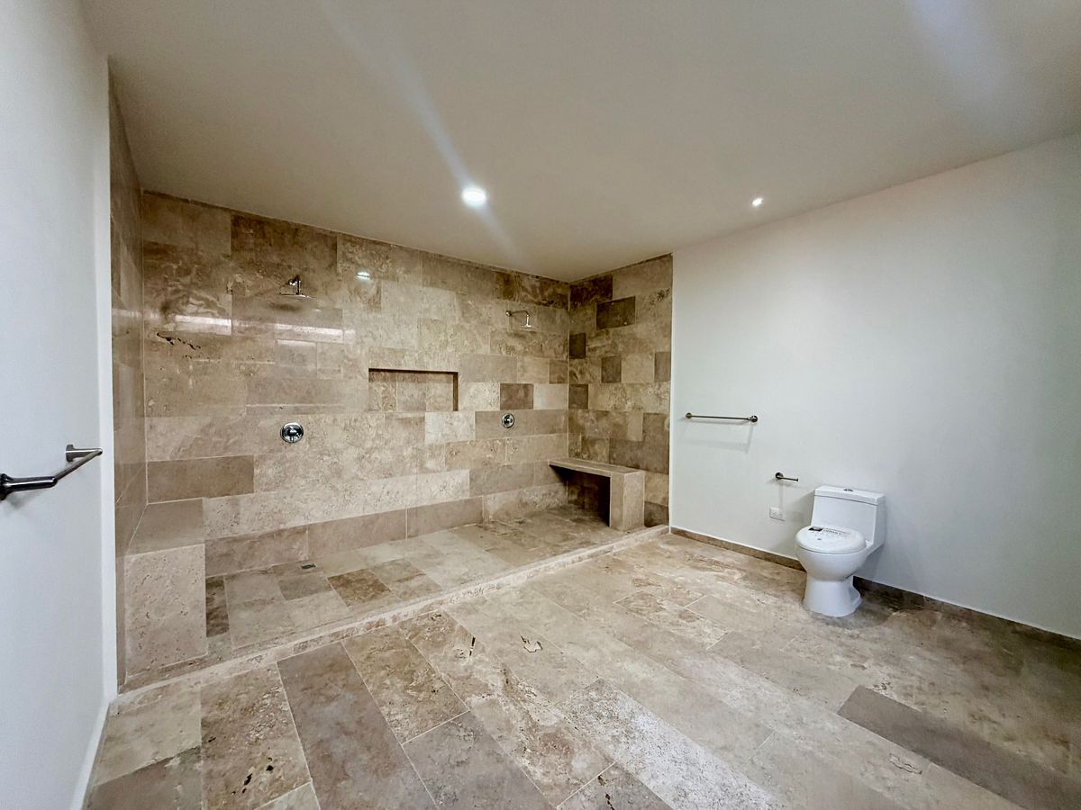 Baño Recámara en Planta Baja, foto 13 de 24