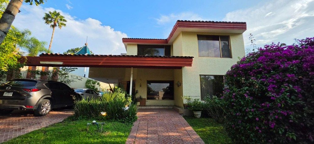 Casa en Lomas Del Bosque, Zapopan, foto 3 de 43