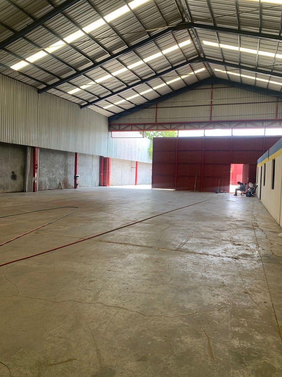 Galpão comercial em Los Lermas, Guadalupe, foto 4 de 6