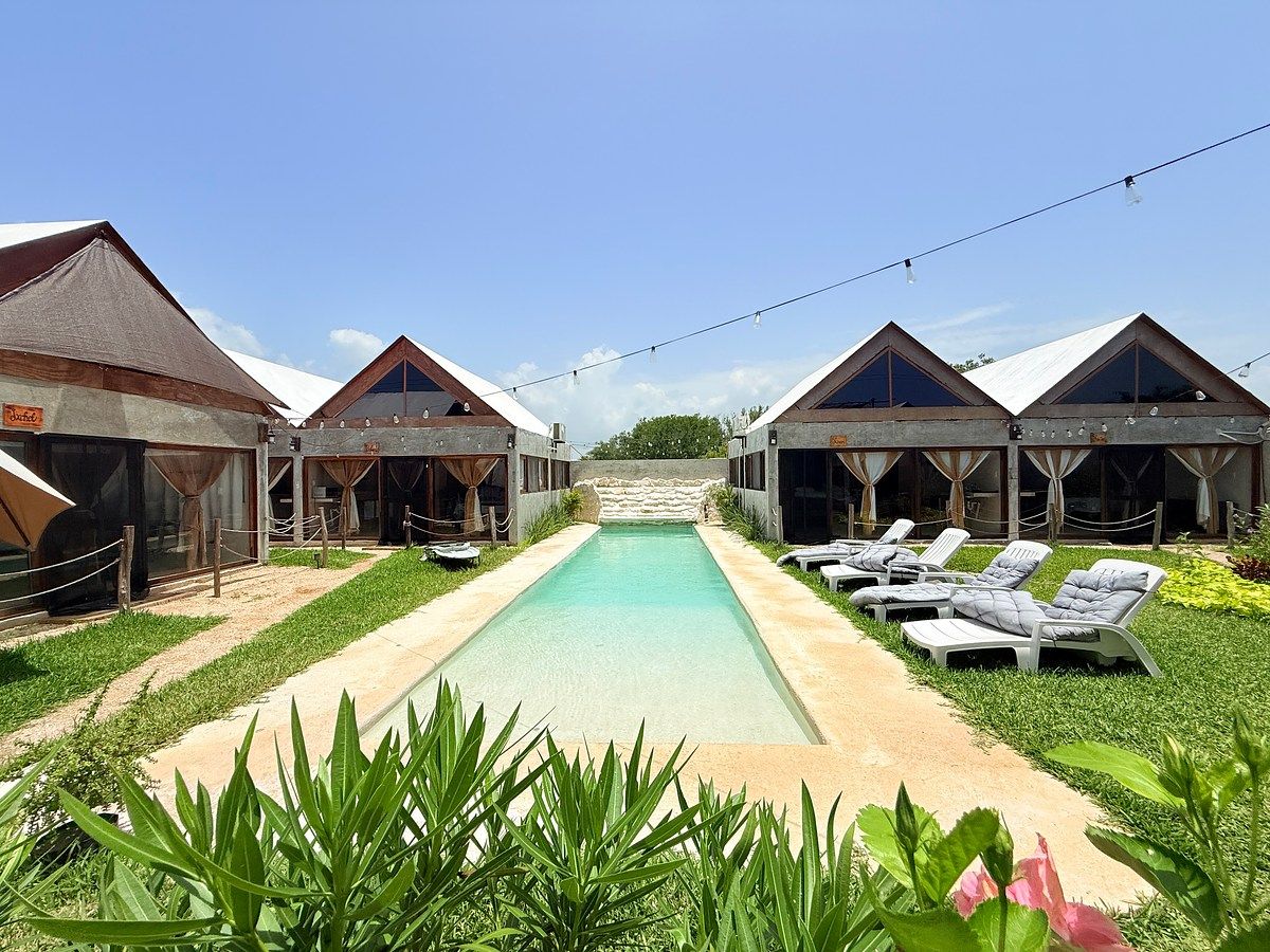 COMPLEJO HOTELERO DE VILLAS EN TELCHAC, foto 1 de 10