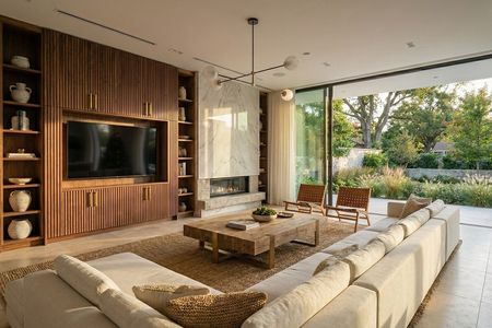 House for Sale in BOSQUES VALLARTA Beautiful Kitchen and Spacious Closets