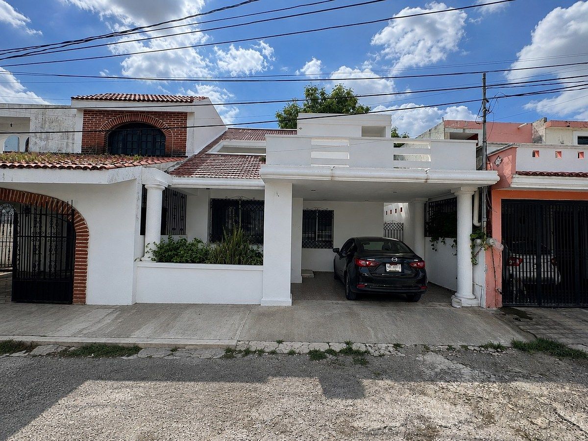 CASA À VENDA EM MÉRIDA, CENTRO, ENTREGA IMEDIATA, foto 1 de 22