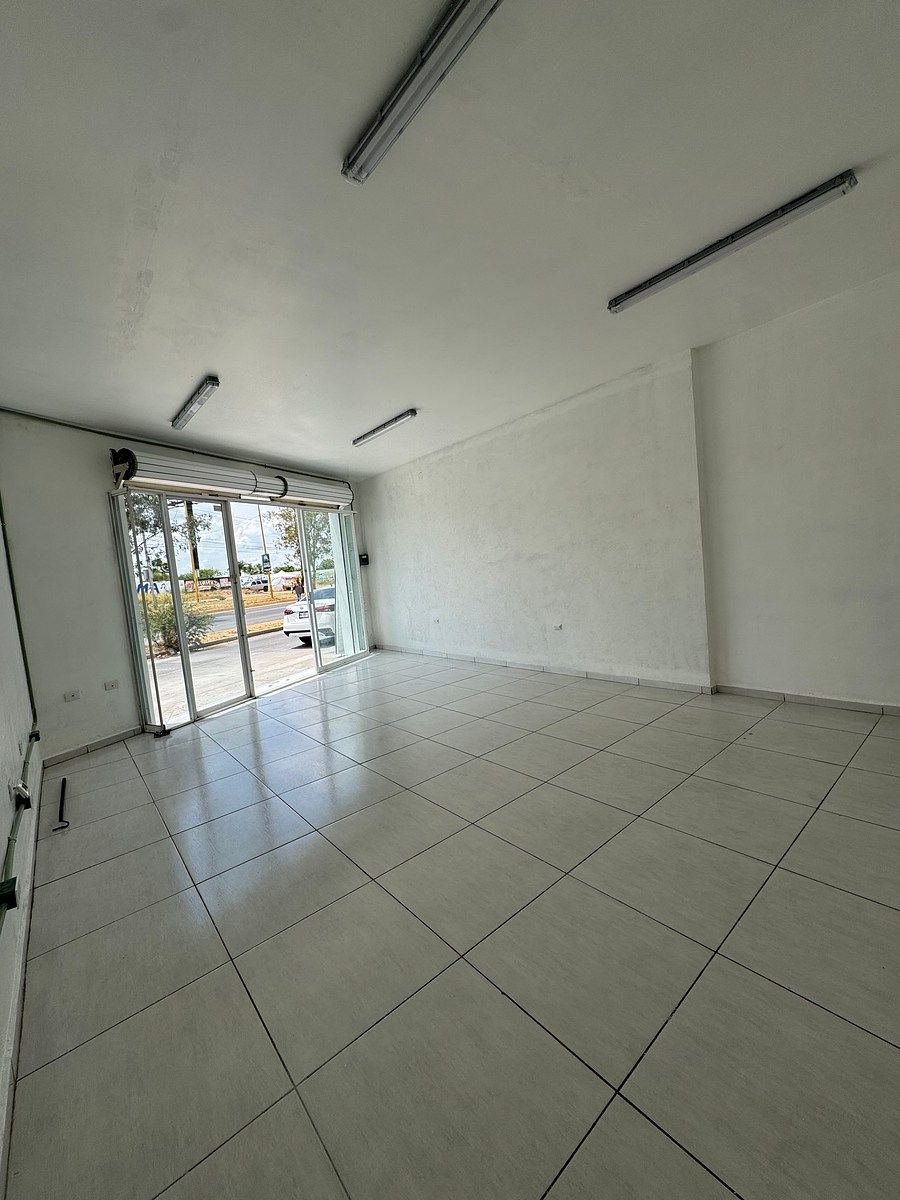 Local comercial en Villas San Antonio, Aguascalientes, foto 2 de 5