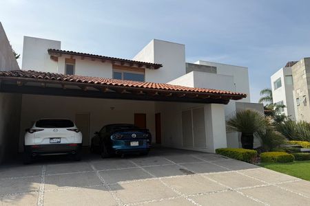 Residência de Luxo para Aluguel | El Campanario Residencial & Golf