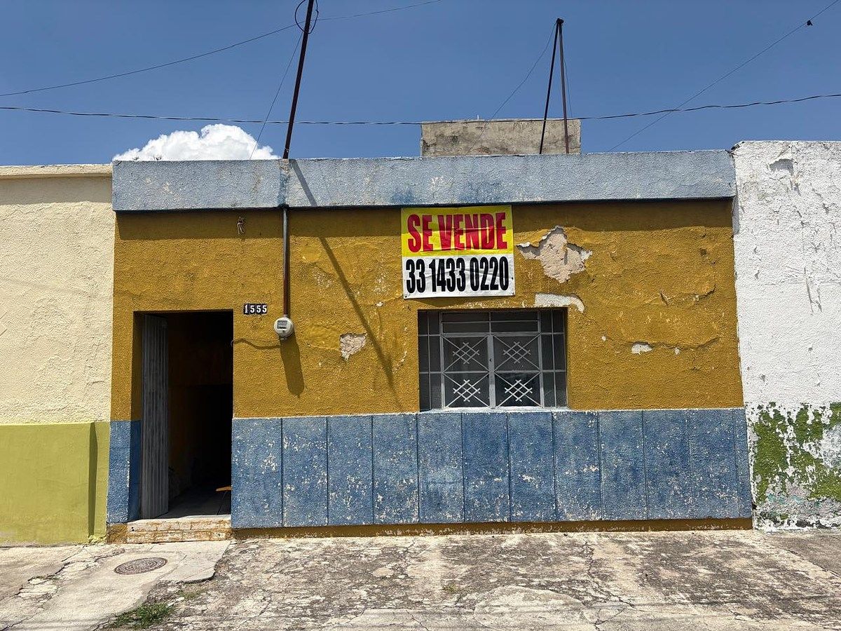 Casa à Venda na Col. Santa Maria, foto 1 de 15