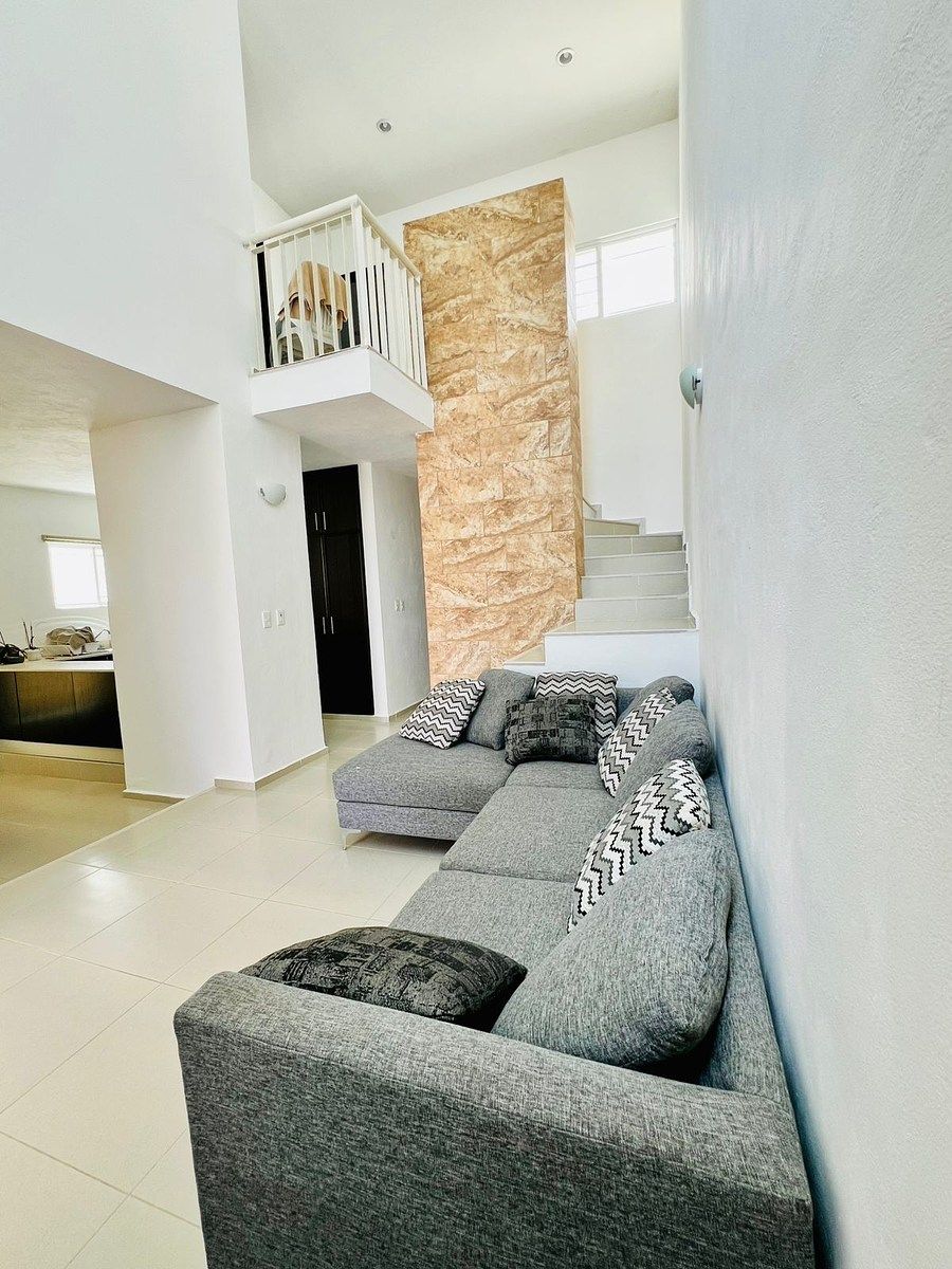 House in Gran Santa Fe, Mérida, photo 2 of 31
