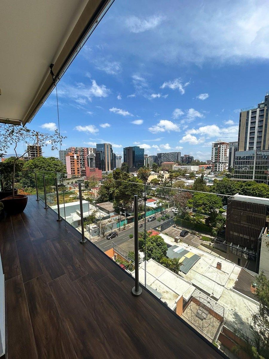 Apartamento en Zona 10, Guatemala, foto 9 de 17