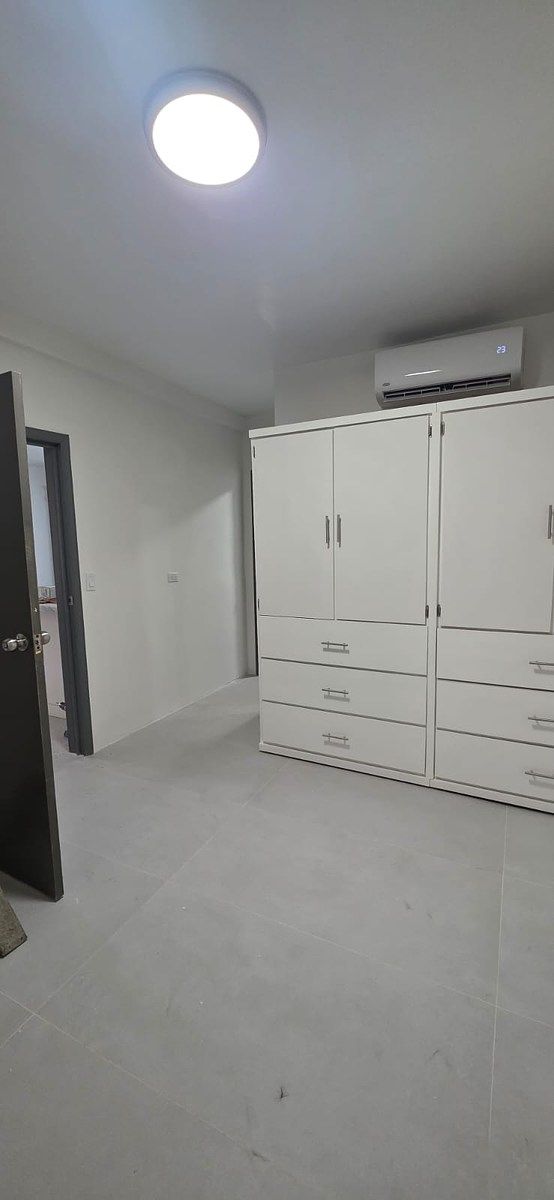 la 4ta recamara ubicada en planta baja. con closet y baño, foto 5 de 15