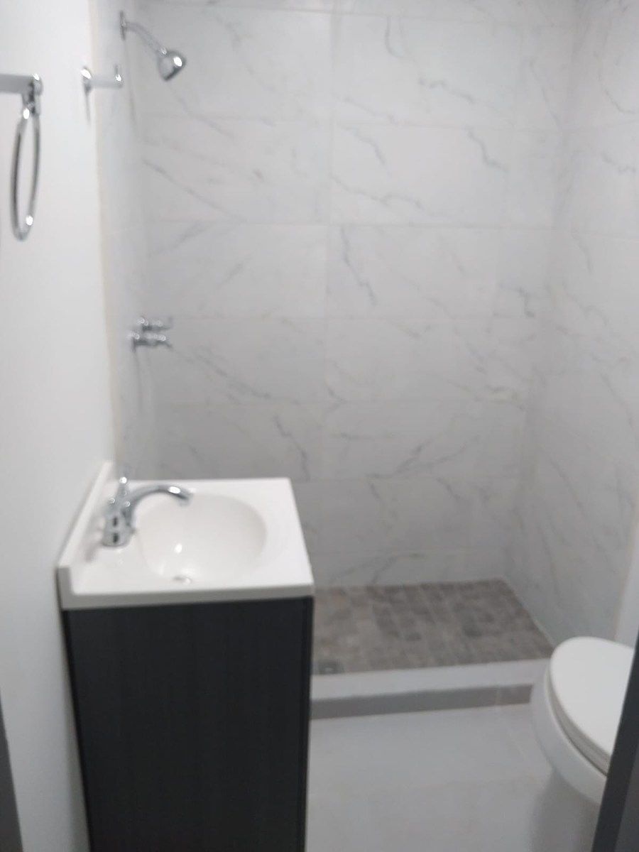 baño completo para la 4ta recamara en planta baja., foto 13 de 15