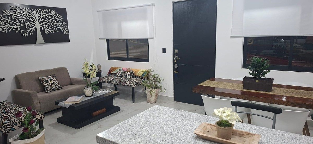 CASA À VENDA EM ZARÚ, RISCOS | 3 QUARTOS | JARDIM | PISCINA, foto 1 de 14