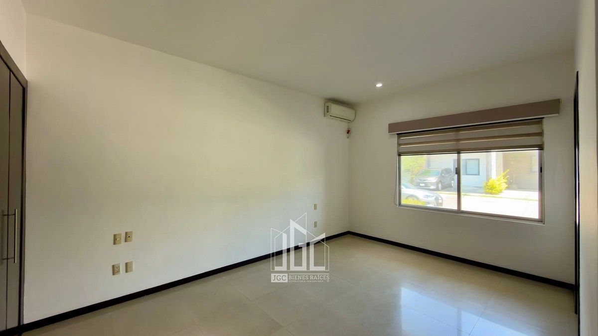 Casa em Puerta del Valle, Zapopan, foto 8 de 48