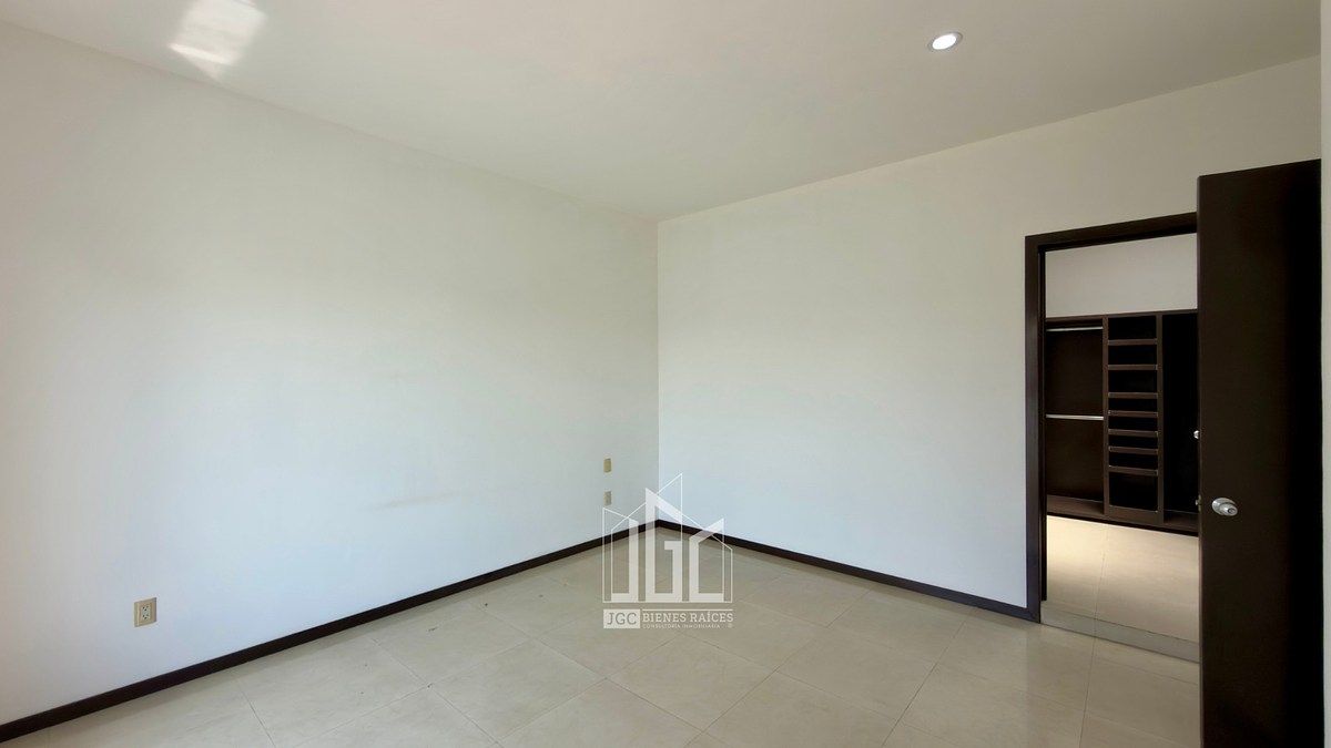 Casa em Puerta del Valle, Zapopan, foto 32 de 48