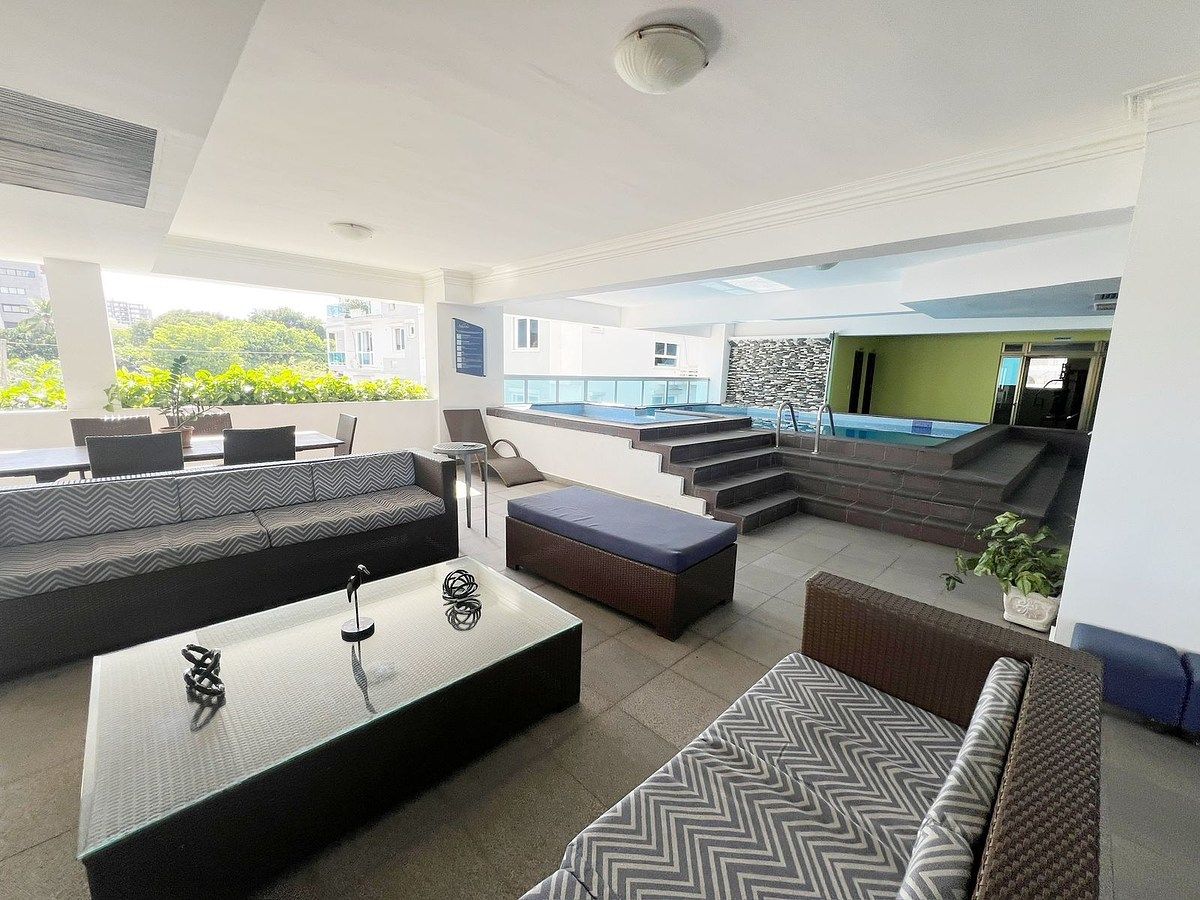 Apartamento a Pasos de la Av Anacaona, foto 1 de 15