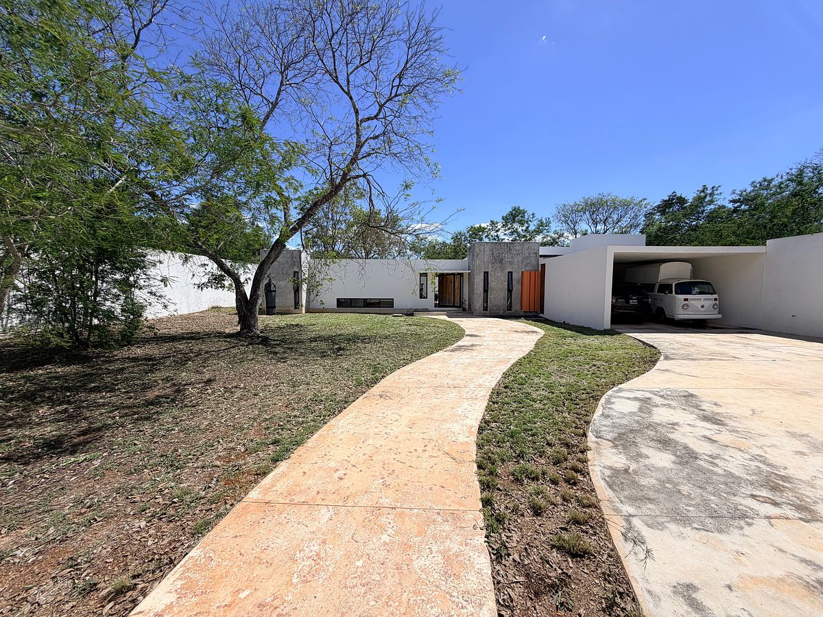 Single-Story House for Sale in San Luis Cholul, Mérida, photo 1 of 19