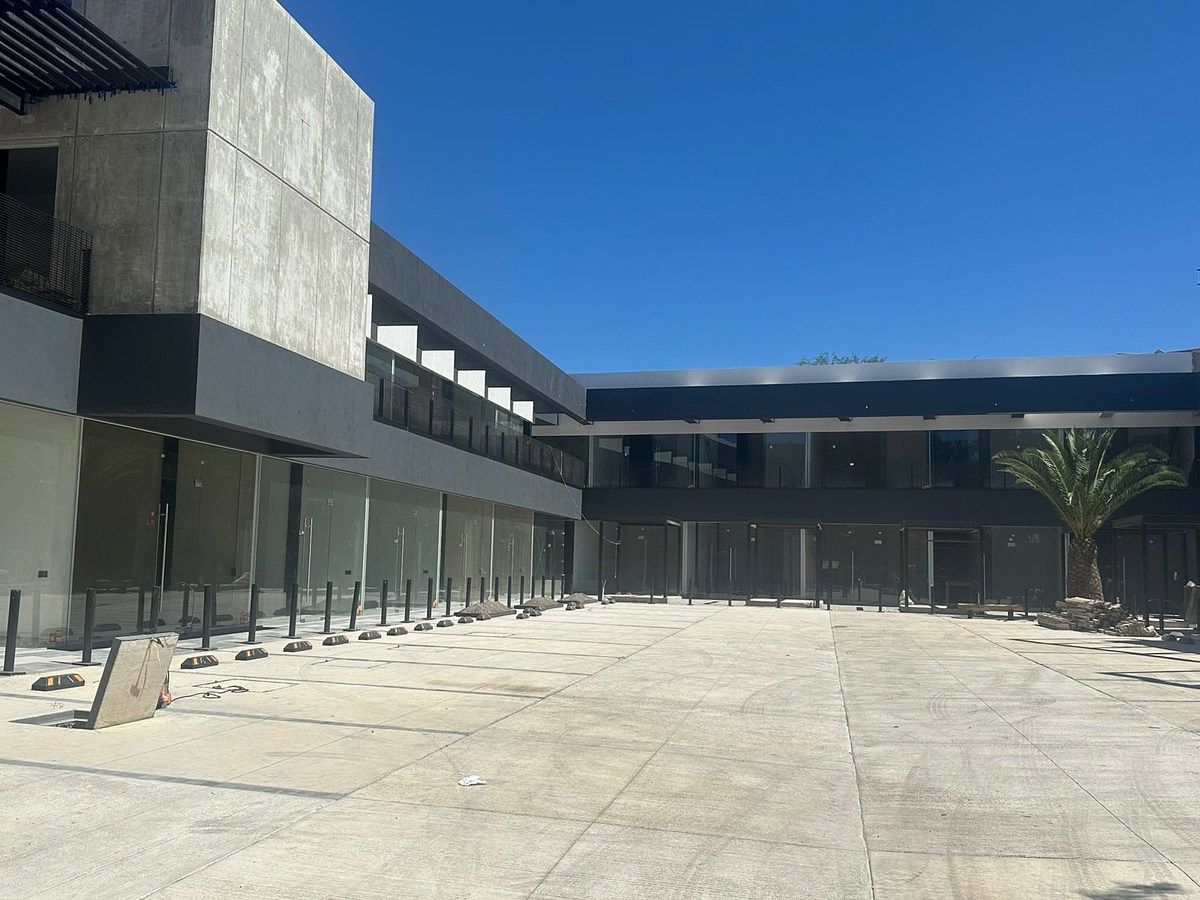 Local for Sale in MyV Center Colinas, photo 1 of 11