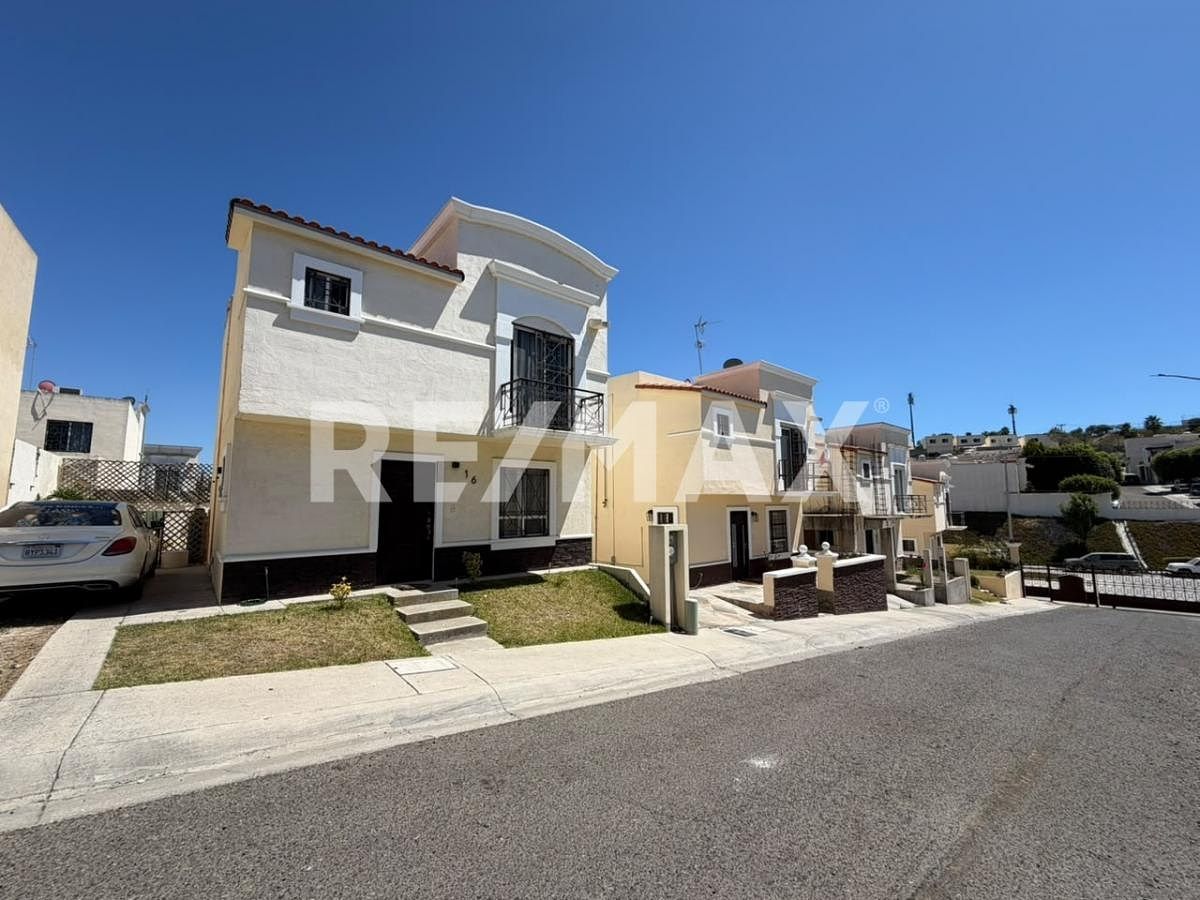 CASA À VENDA NO RESIDENCIAL VERONA, TIJUANA, foto 1 de 13