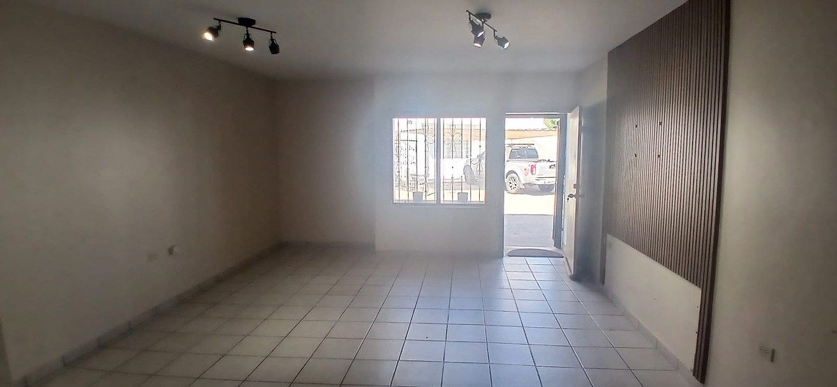 Apartamento em Los Pinos, Mexicali, foto 2 de 12