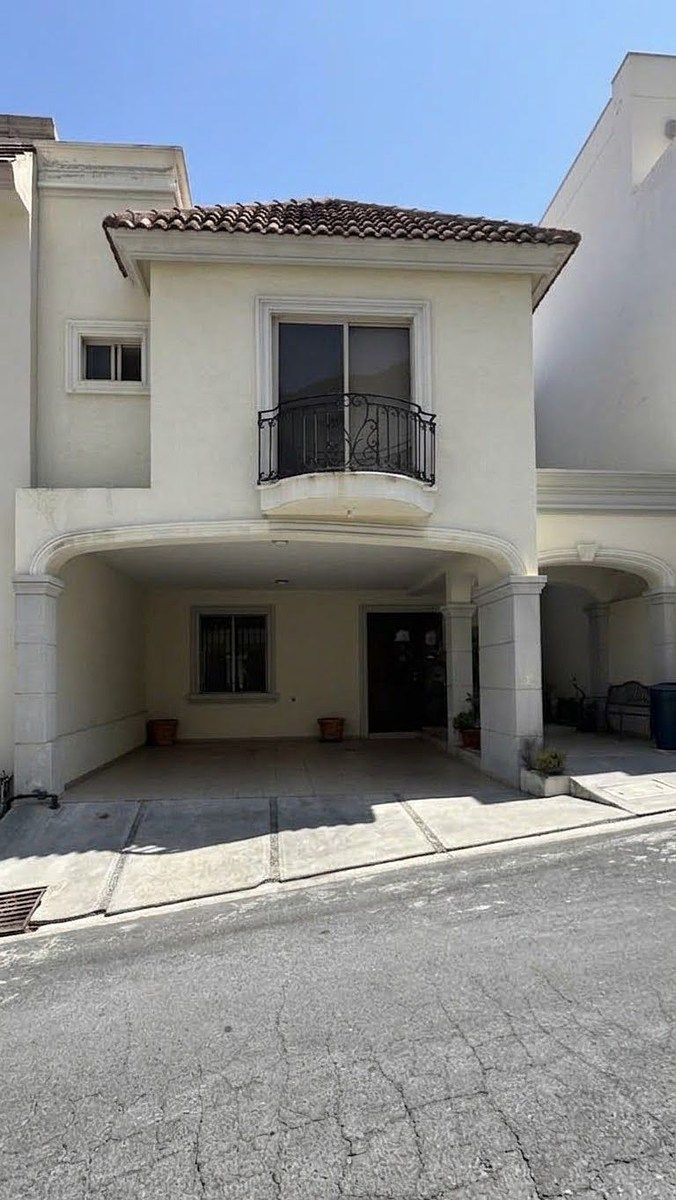 CASA PARA ALUGAR EM PRIVANZAS, foto 1 de 15