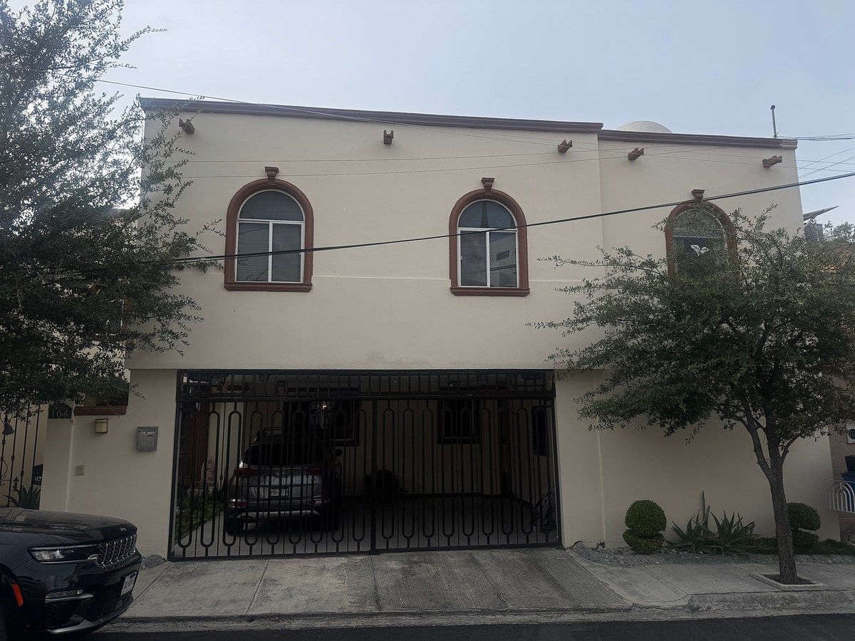 Casa en Jardines de San Agustin, San Pedro Garza García, foto 3 de 8