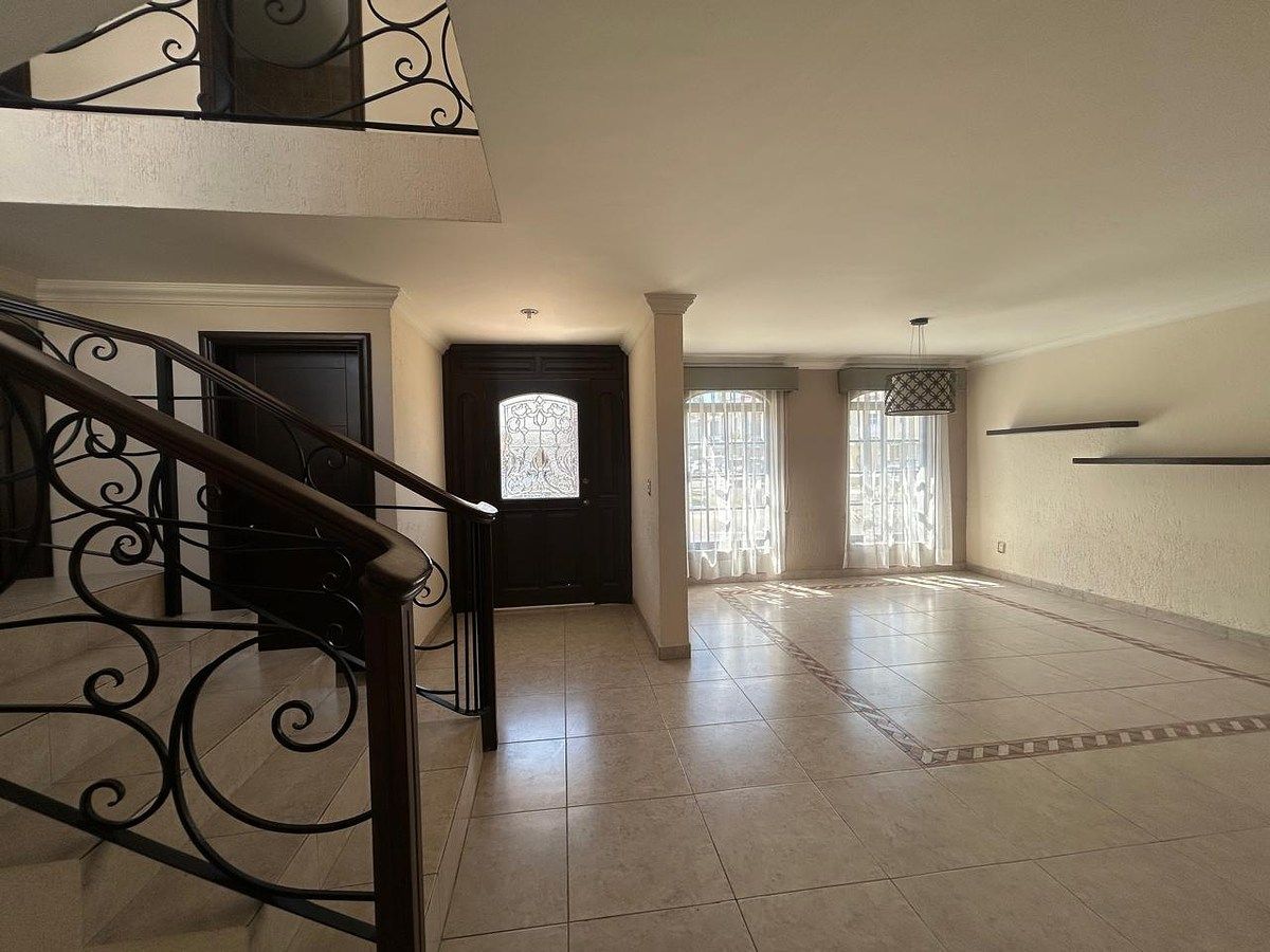 House in Virreyes Residencial, Zapopan, photo 8 of 34