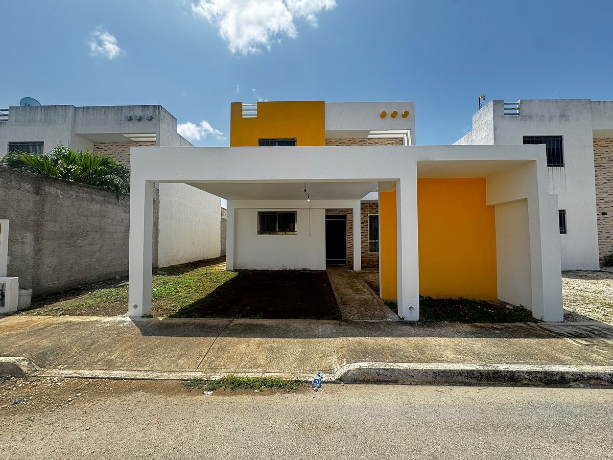 CASA À VENDA EM LAS AMERICAS I QUARTO NO ANDAR TÉRREO, foto 1 de 27