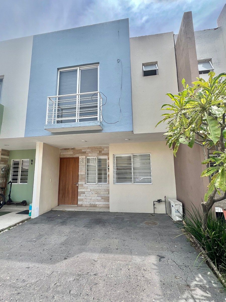 Casa en condominio en Parques del Bosque, Tlaquepaque, foto 2 de 31
