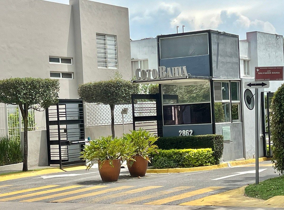 En Renta Casa amueblada Zona del ITESO, foto 1 de 31