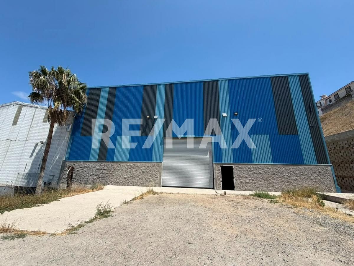 DEPÓSITO PARA ALUGUEL DE 3.215,19 M2, NA ESTRADA TIJUANA - ROSARITO, foto 1 de 7