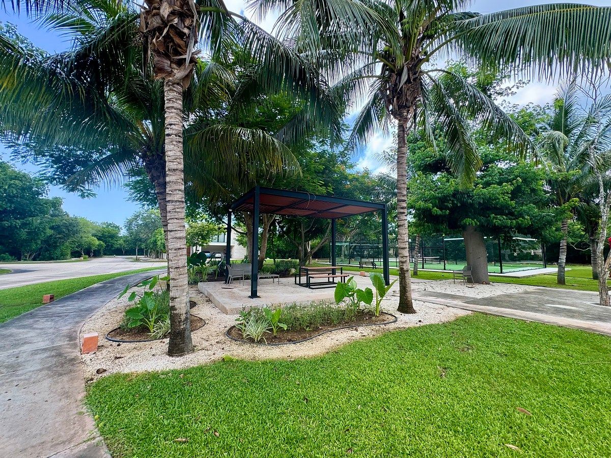 Lote em Yucatán Country Club, Mérida, foto 3 de 11