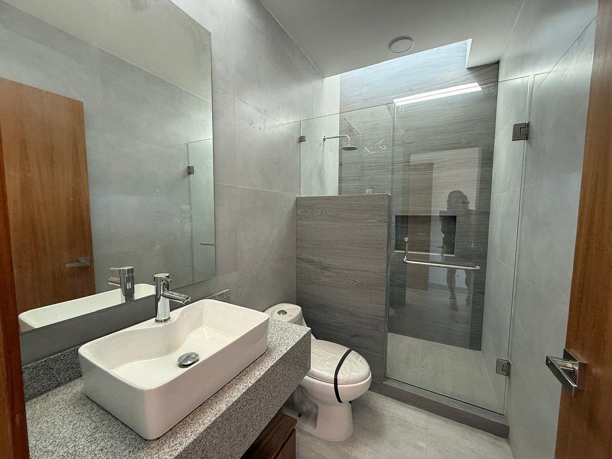 House in Gated Community in Milenio III, Querétaro, photo 17 of 21