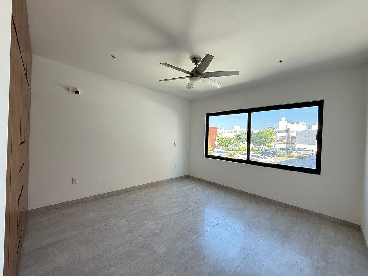 House in Gated Community in Milenio III, Querétaro, photo 20 of 21