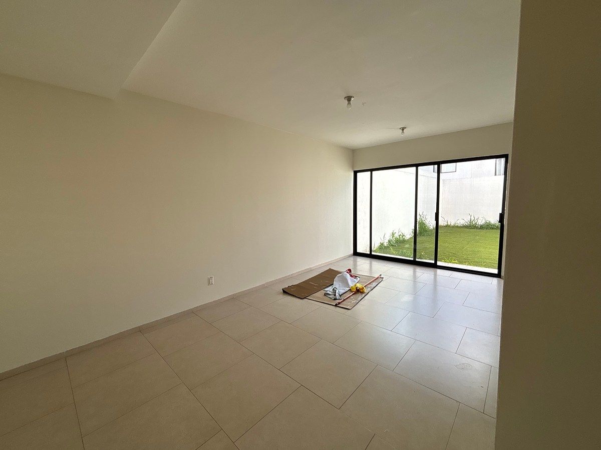 Casa em condomínio fechado em Zibatá, El Marqués, foto 2 de 13