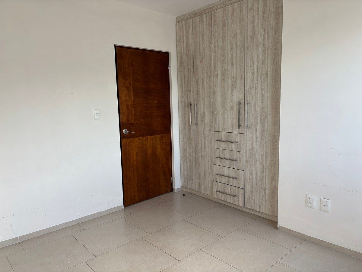 Casa em condomínio fechado em Zibatá, El Marqués, foto 13 de 13