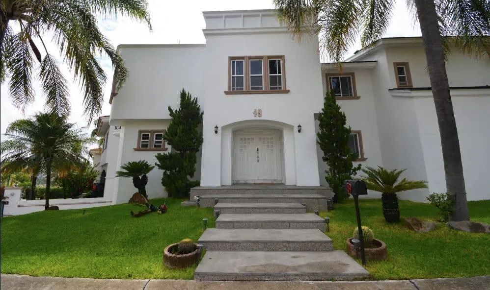 Casa em Puerta de Hierro, Zapopan, foto 46 de 47