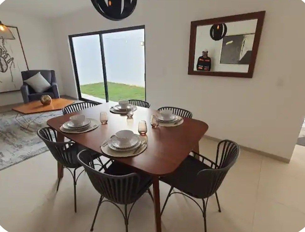 Casa amueblada en privada entrecielos para ejecutivos, foto 1 de 10