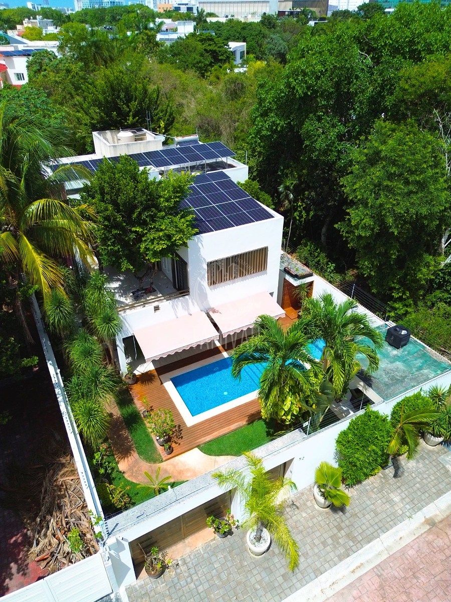 AMPLIA Y HERMOSA CASA EN VENTA | SM 11 – ZONA CENTRO, CANCÚN, foto 1 de 38