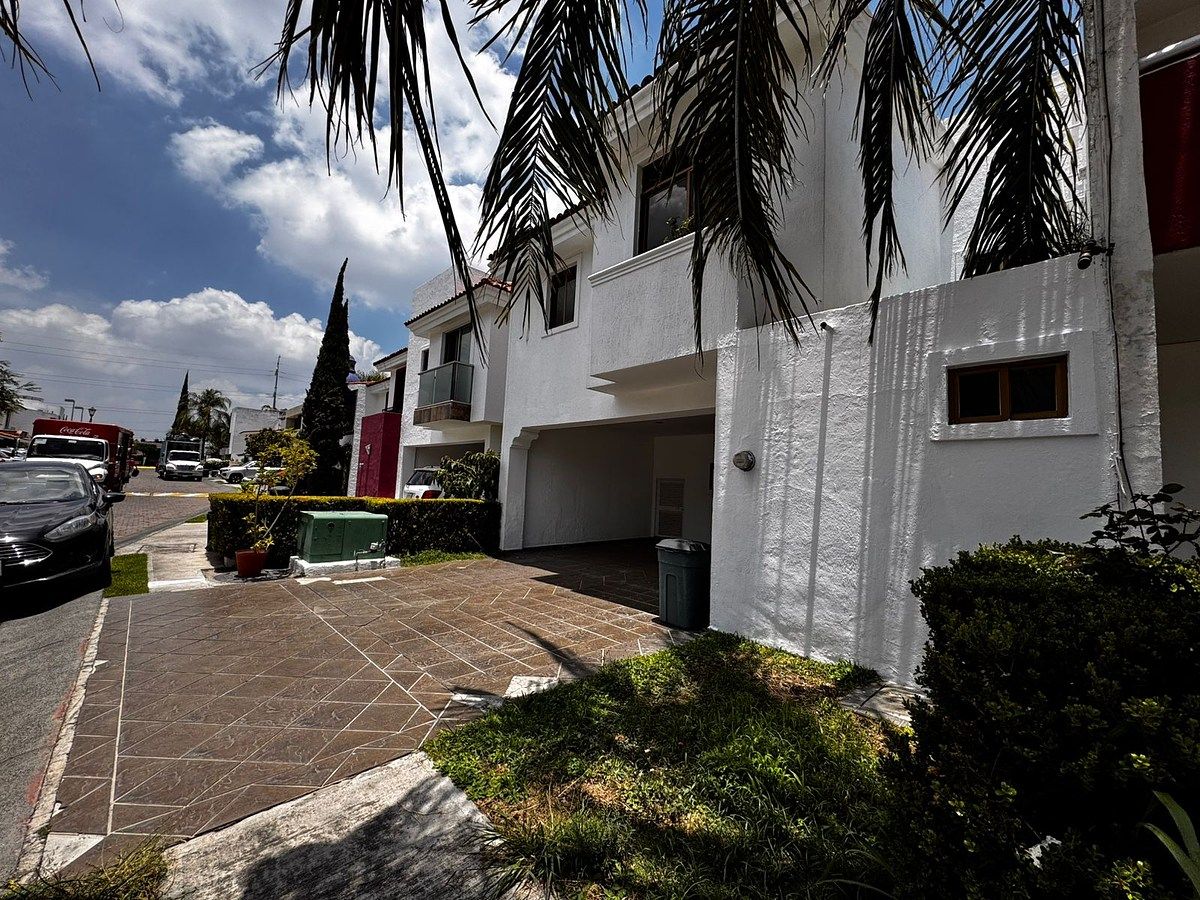 Casa en Parque de La Castellana, Zapopan, foto 3 de 27